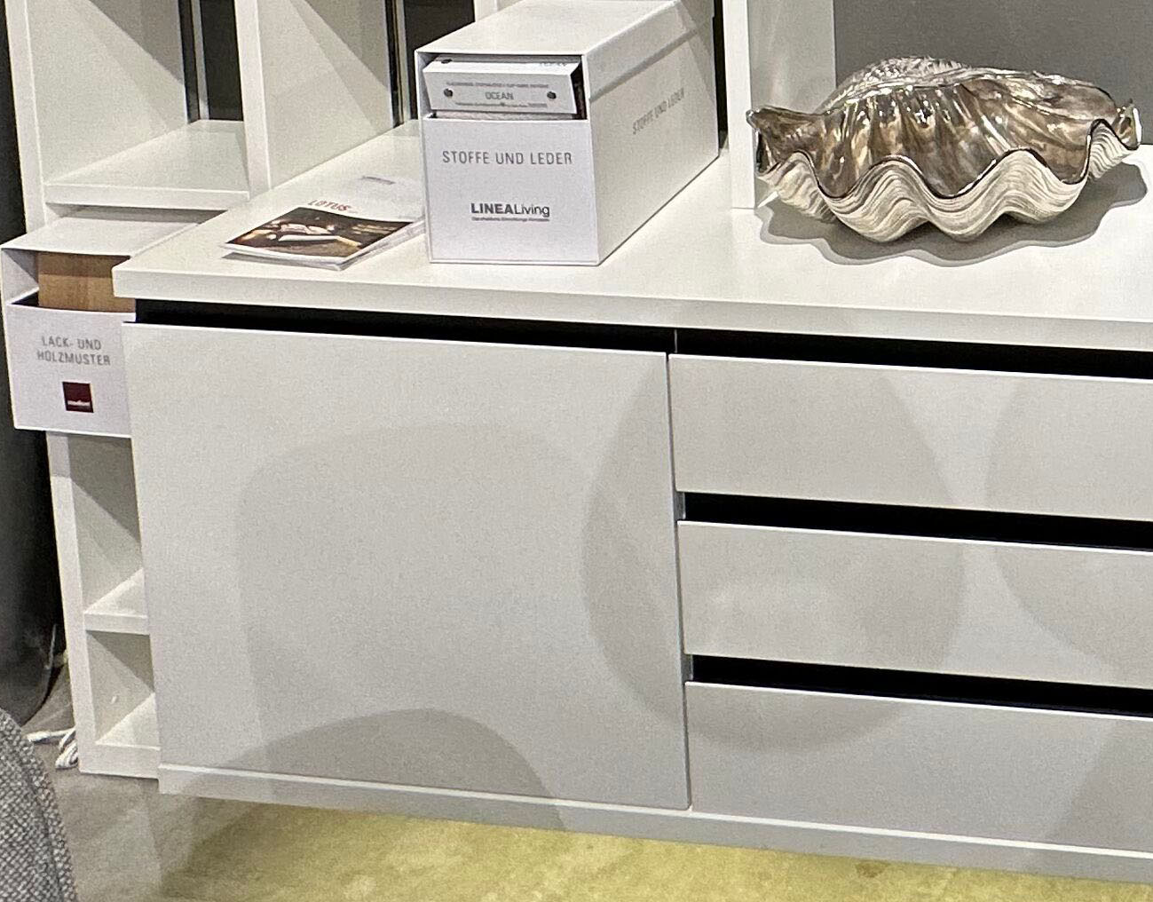 Sideboard Linaro inkl. Aufsatz Wohnzimmer Beleuchtung Weiss Wohnzimmerschrank