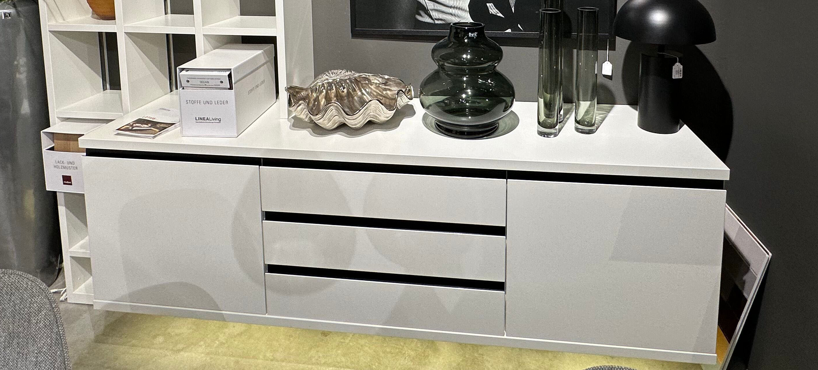 Sideboard Linaro inkl. Aufsatz Wohnzimmer Beleuchtung Weiss Wohnzimmerschrank