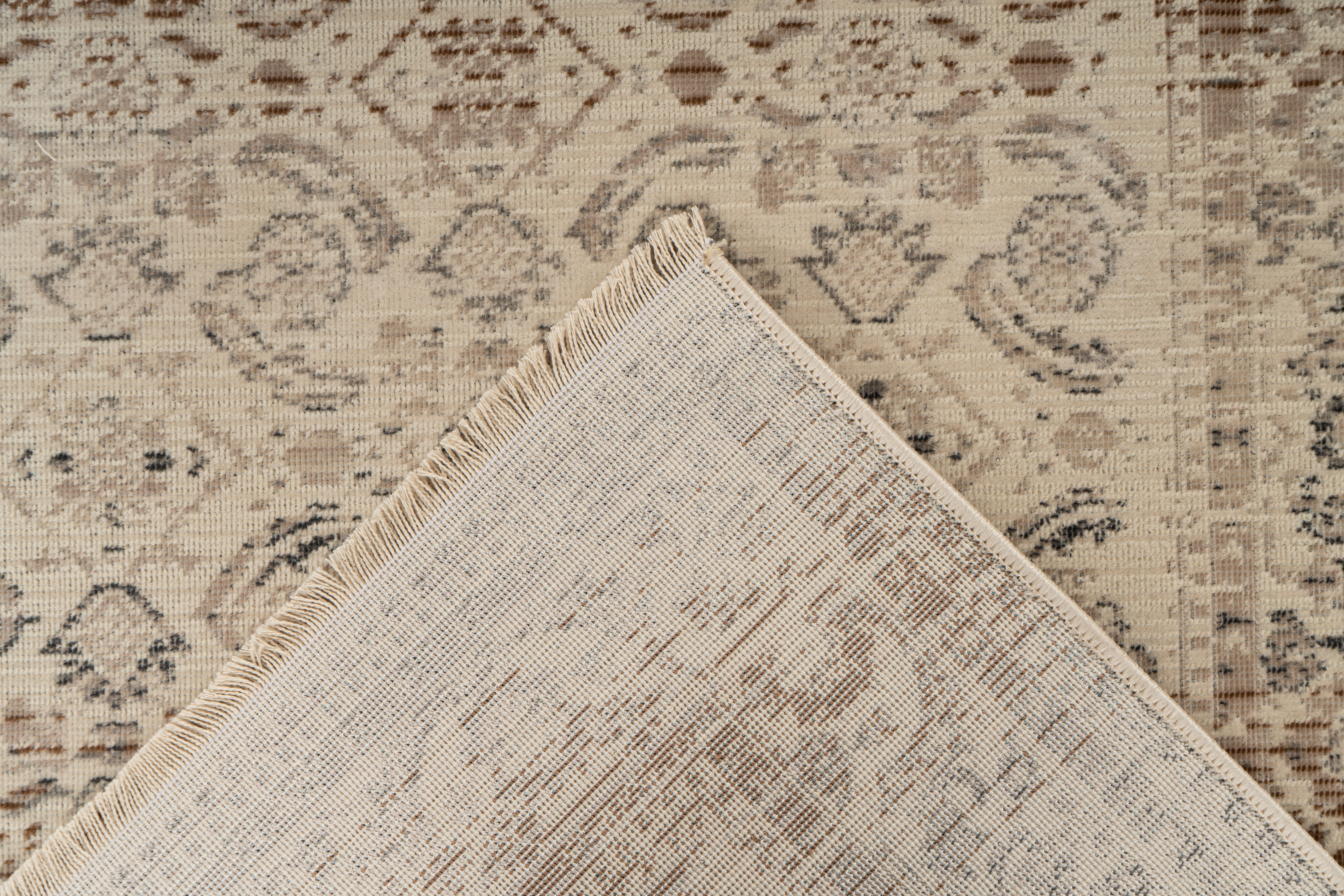 Charu 600-IN Beige 160cm x 230cm